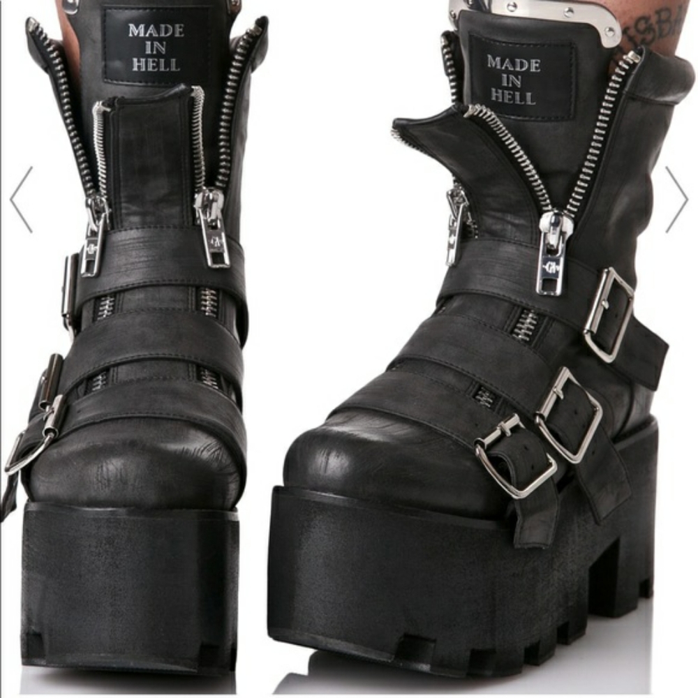 Current Mood Dolls Kill Black Detroit Platform Boots NEW